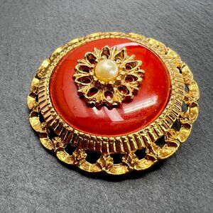Vintage Sarah Coventry 1970's Westminster Gold Pearl Orange Old Money Brooch Pin